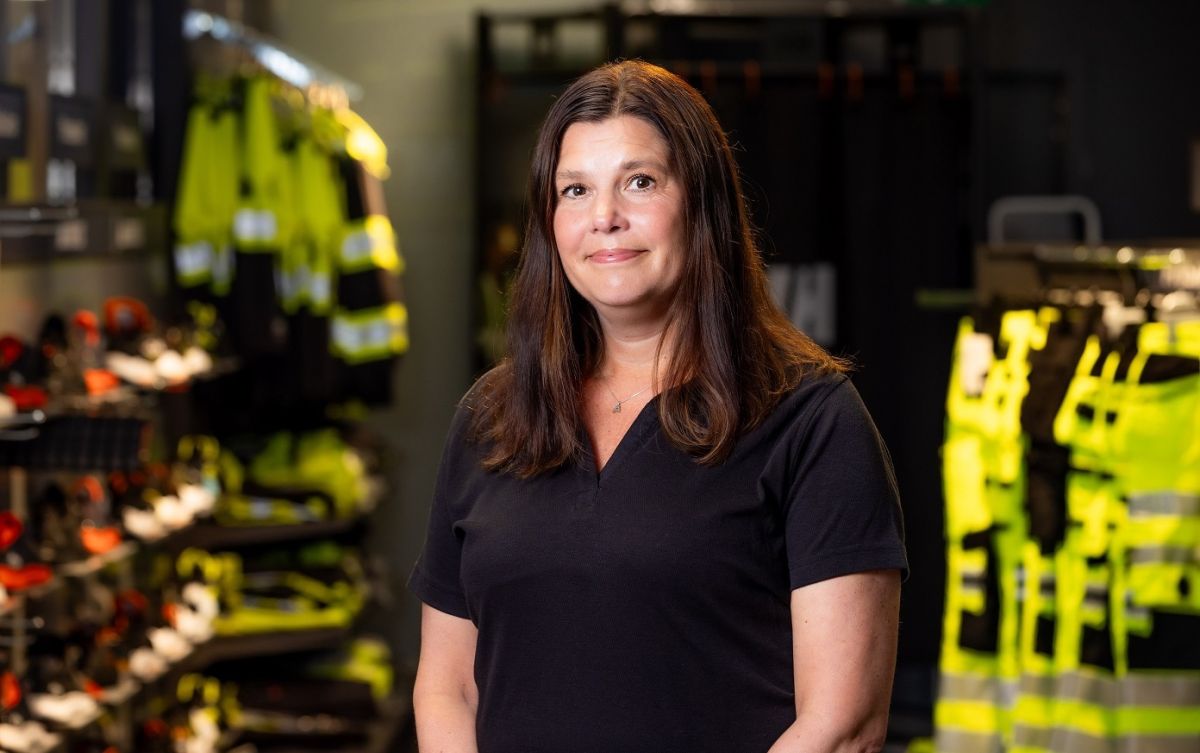 kristina_eriksson_sales_manager_team_workwear_lowres.jpg